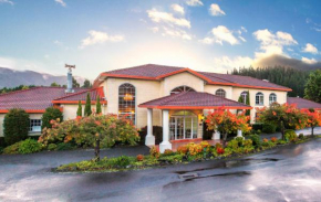Aston Norwood Chalets, Upper Hutt